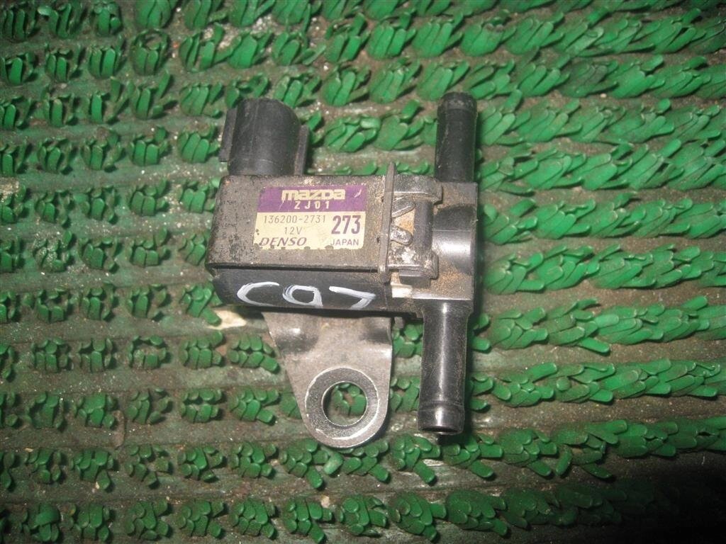 Клапан вакуумный электромагнитный для Mazda 3 (BK) ZJ0118741A от компании Авторазбор Моторист-НН - фото 1