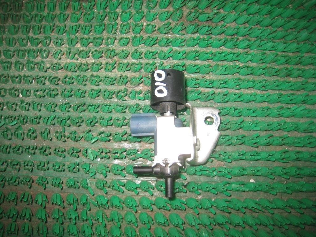 Клапан вакуумный электромагнитный для Toyota RAV4 A30 9091012281 от компании Авторазбор Моторист-НН - фото 1