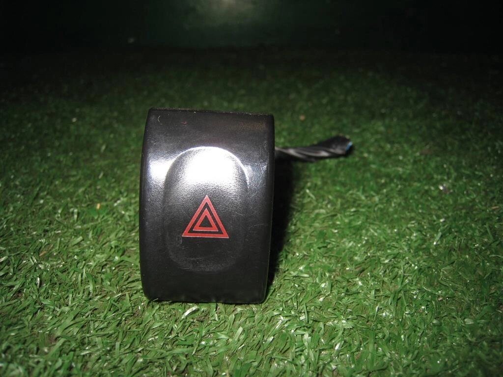 Кнопка аварийной сигнализации для Chevrolet Rezzo 96264415 от компании Авторазбор Моторист-НН - фото 1