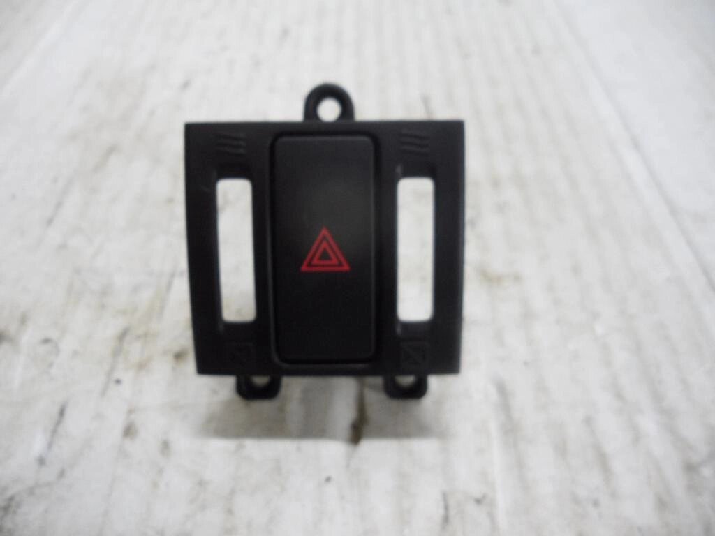 Кнопка аварийной сигнализации для Mazda CX-5 (KE) KD45664H0 от компании Авторазбор Моторист-НН - фото 1