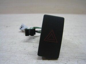 Кнопка аварийной сигнализации для Toyota Avensis T27 8433205060