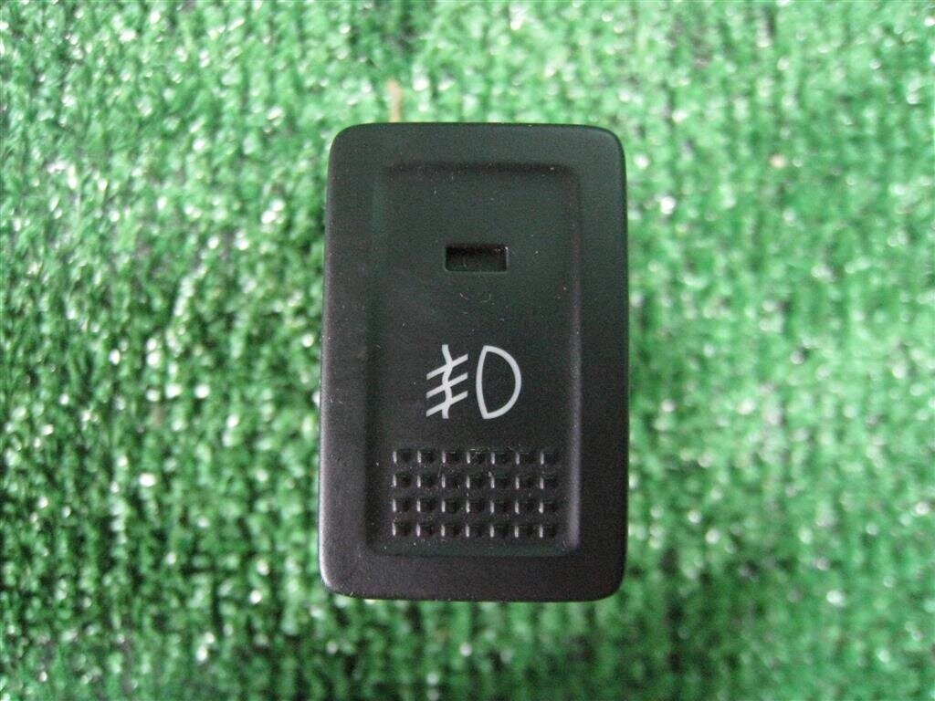 Кнопка противотуманных фар для FIAT Sedici 71742576 от компании Авторазбор Моторист-НН - фото 1
