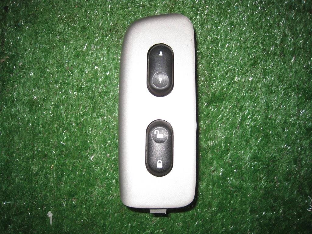 Кнопка стеклоподъемника для Ford Maverick TM1 4671011 от компании Авторазбор Моторист-НН - фото 1