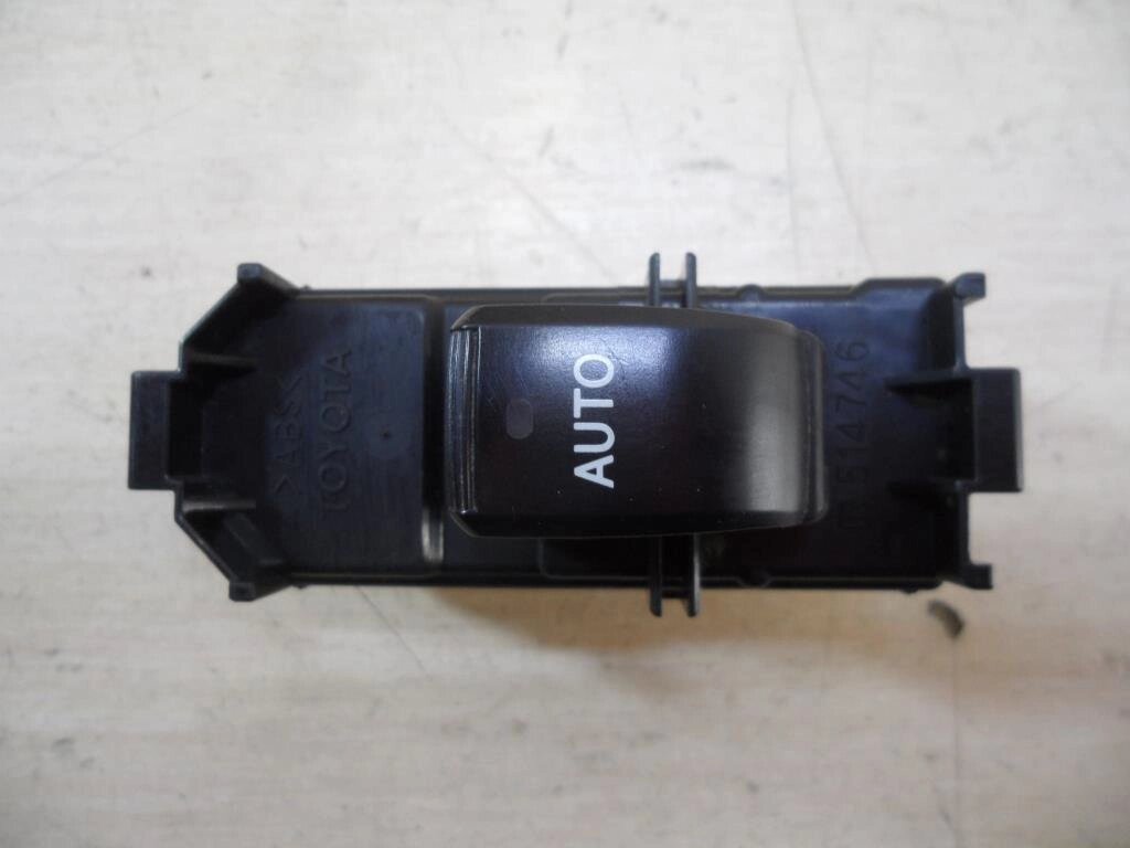 Кнопка стеклоподъемника для Lexus RX300 (MCU35) 8403048070 от компании Авторазбор Моторист-НН - фото 1