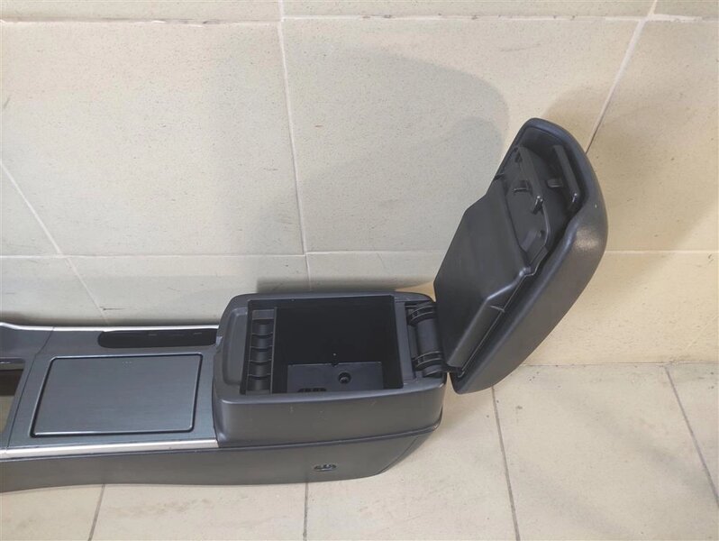 Мазда 6 центральная консоль. Mazda 6 gh 2008 центральная консоль. Центральная консоль мазда 6. Центральная консоль мазда 6. Центральная консоль мазда 6.