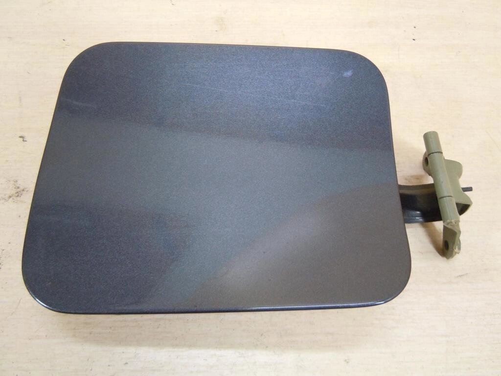Лючок топливного бака для Subaru Tribeca WX 57601XA0109P от компании Авторазбор Моторист-НН - фото 1