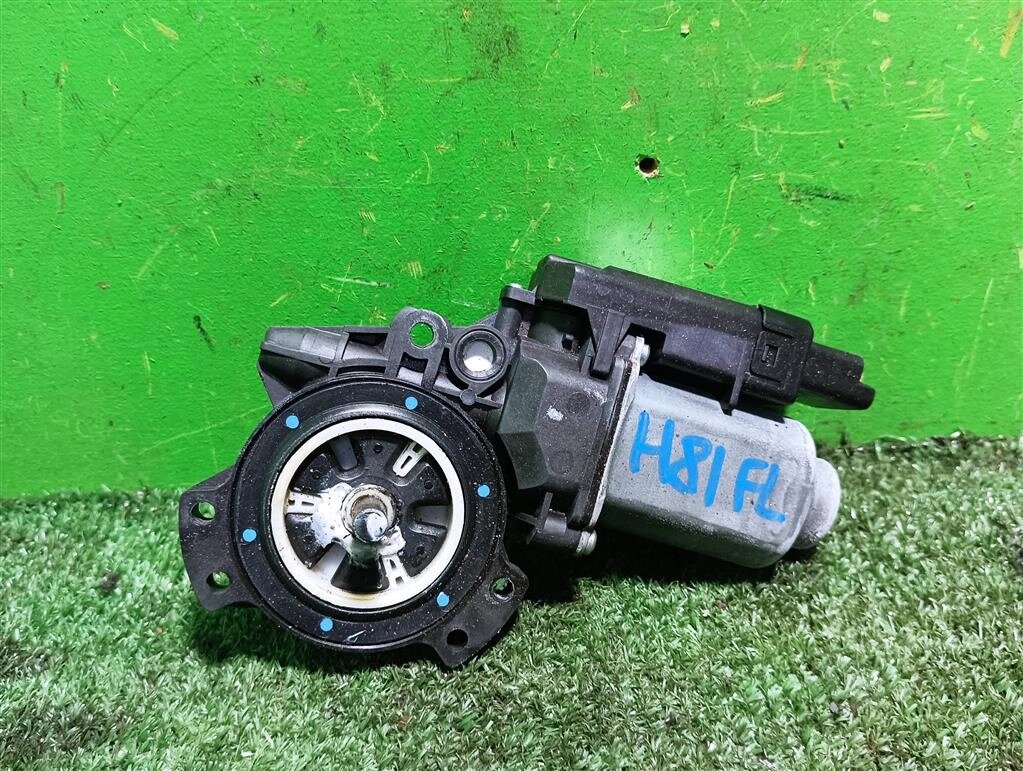 Мотор стеклоподъёмника передний левый для KIA CEED (ED) 824501H010 от компании Авторазбор Моторист-НН - фото 1