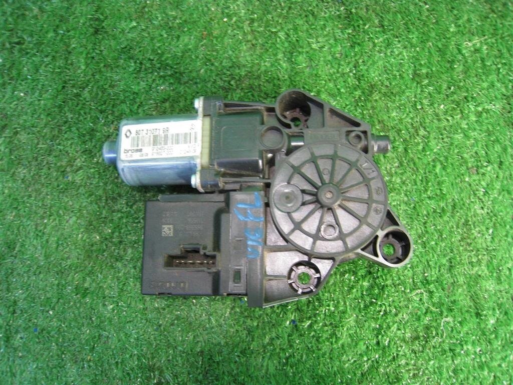 Мотор стеклоподъёмника передний левый для Renault Megane 3 (BZ0H) 807310719R от компании Авторазбор Моторист-НН - фото 1