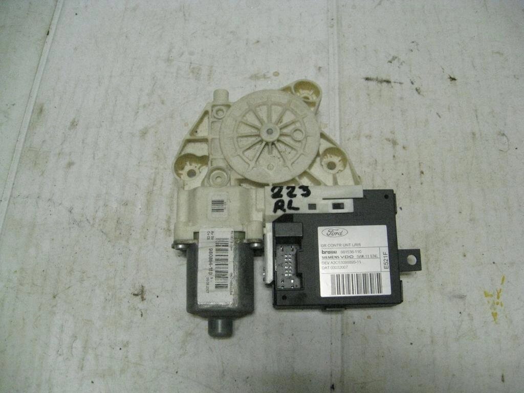 Мотор стеклоподъёмника задний левый для Ford Focus 2 (CB4) 1430350 от компании Авторазбор Моторист-НН - фото 1