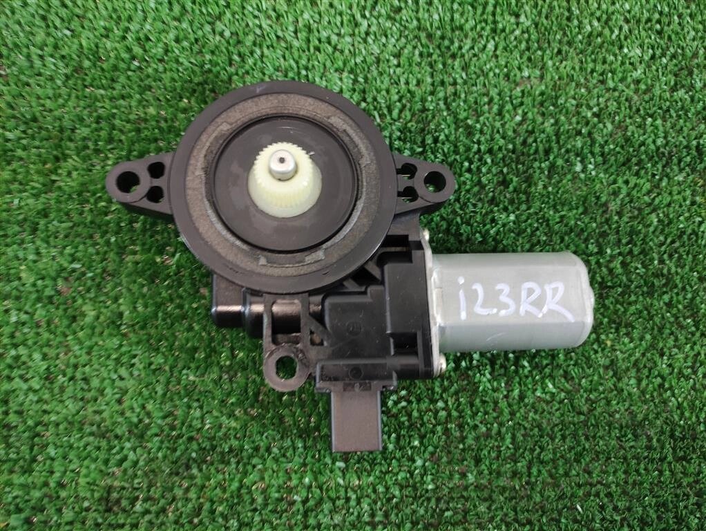 Мотор стеклоподъёмника задний правый для Mazda 6 (GH) D6515858XB от компании Авторазбор Моторист-НН - фото 1
