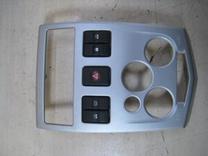 Накладка консоли для Renault Logan 1 (LS0H) 6001550906