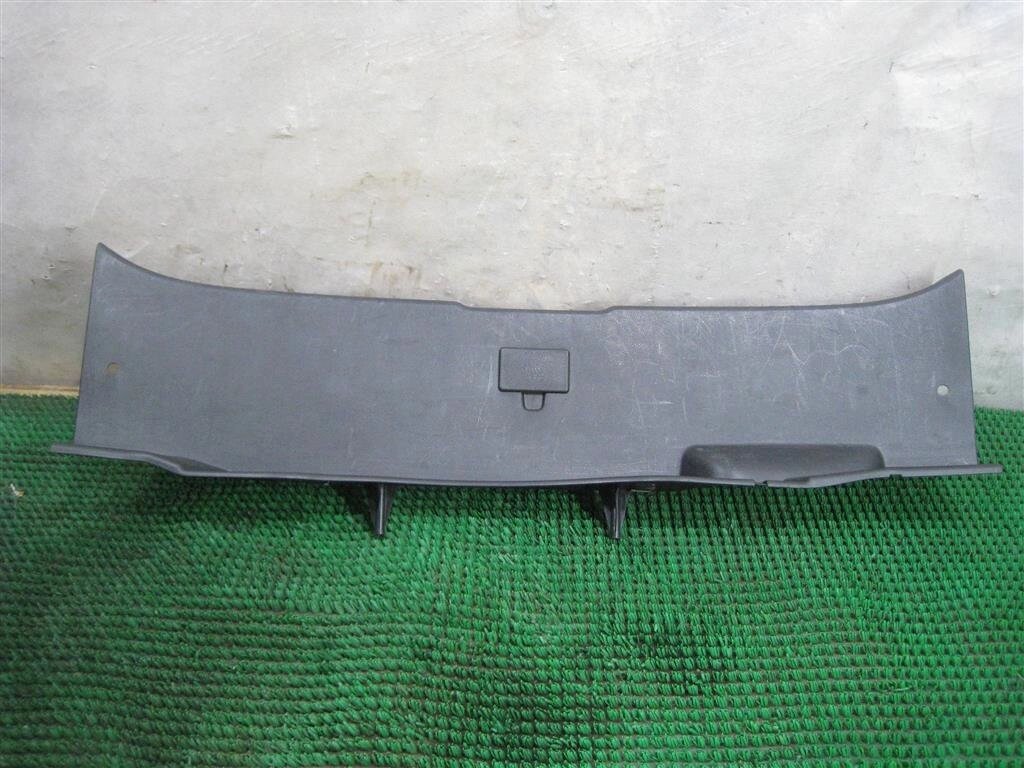 Накладка проема багажника для Mazda 3 (BL) BBN96889XA02 от компании Авторазбор Моторист-НН - фото 1