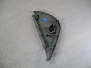 Накладка торпедо правая для Renault Megane 2 (LM0C) 8200505774
