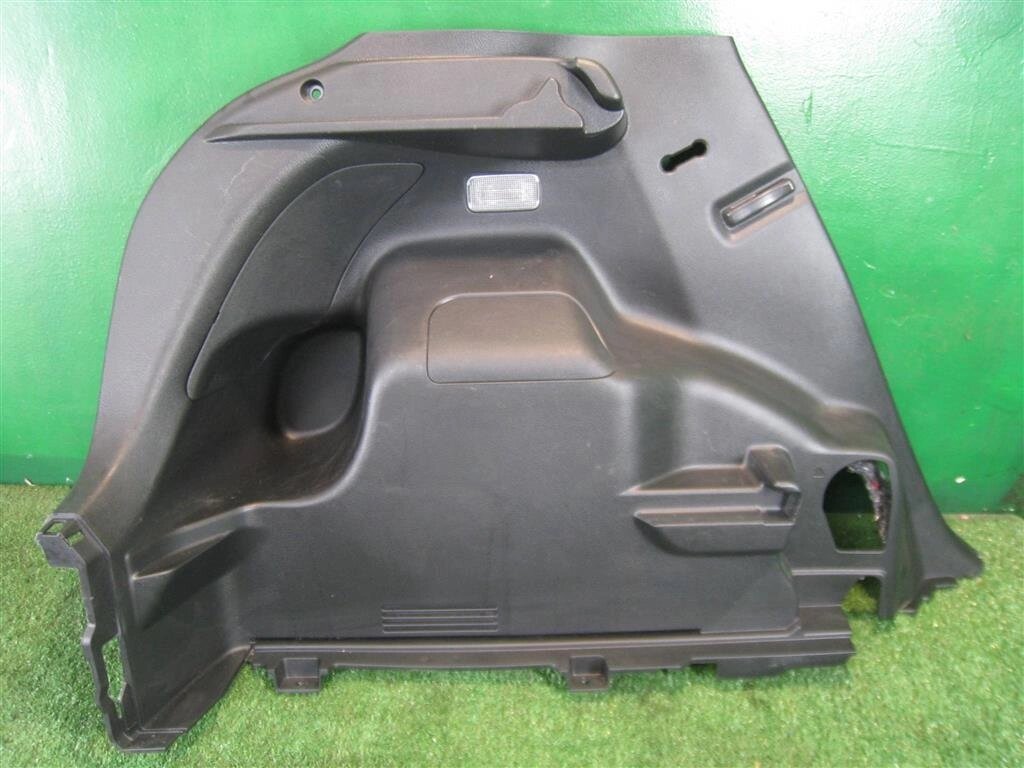 Обшивка багажника левая для Toyota Yaris P13 647400D260C1 от компании Авторазбор Моторист-НН - фото 1
