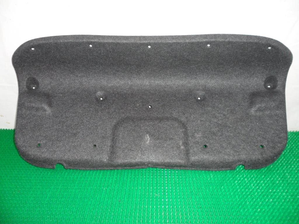 Обшивка крышки багажника для Mazda 3 (BK) BN8V688W1A от компании Авторазбор Моторист-НН - фото 1