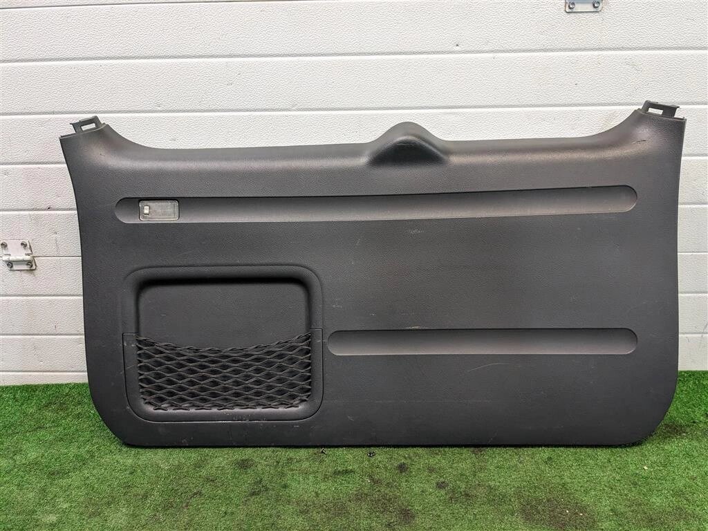 Обшивка крышки багажника для Toyota RAV4 A30 6775042020B0 от компании Авторазбор Моторист-НН - фото 1