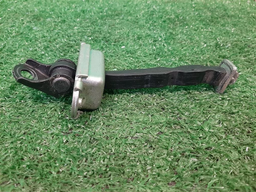 Ограничитель Двери Ниссан Кашкай J10 Купить