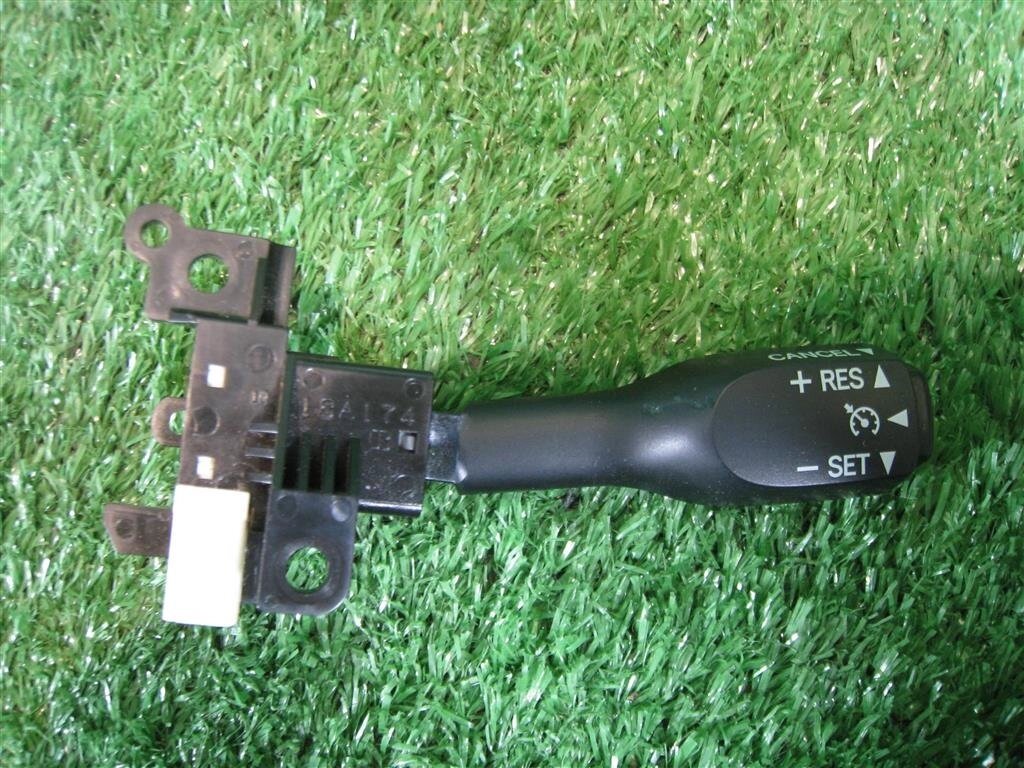 Переключатель круиз-контроля для Toyota Auris E18 846320F010 от компании Авторазбор Моторист-НН - фото 1