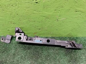 Кронштейн крыла левого переднего для Opel Corsa D 13266904