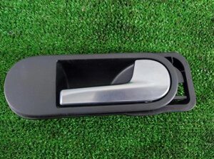 Ручка двери внутренняя правая для VOLKSWAGEN Golf Plus 5M0837114