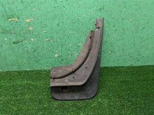 Брызговик передний правый для Ford Kuga CBV 8V4J16A263
