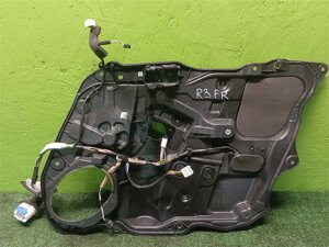 Накладка двери для Mazda 3 (BK) BP4K5897XE