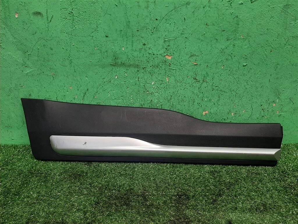 Кронштейн левого крыла переднего geely atlas nl3. Стекло передней левой двери джили атлас. Молдинг geely atlas. Молдинг geely atlas. Молдинг двери джили атлас.