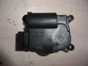 Моторчик заслонки печки для Audi Q7 (4LB) 7L0907511AM