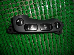 Кнопки мультимедиа на руль для Hyundai Santa Fe 2 967002B200CA