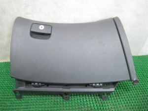Бардачок (ящик перчаточный) для Hyundai i30 845102R001WK