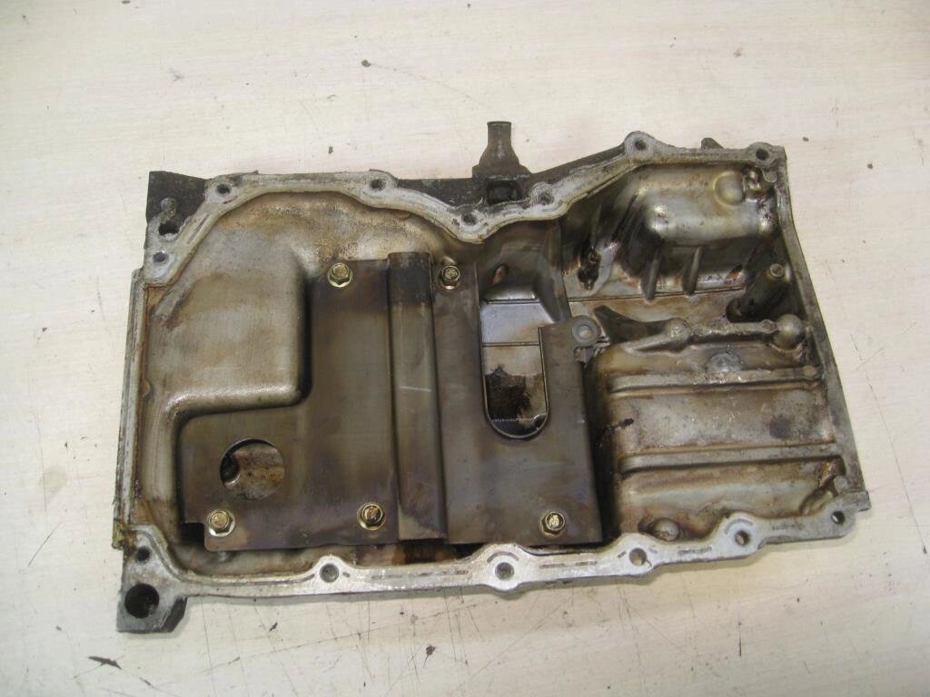 Поддон масляный двигателя для Mazda 3 (BK) LFE510400 от компании Авторазбор Моторист-НН - фото 1
