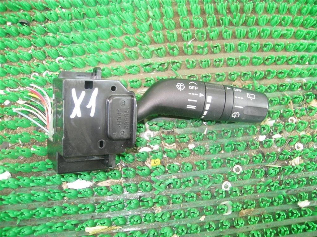 Подрулевой переключатель стеклоочистителя для Mazda 3 (BL) BCD266128 от компании Авторазбор Моторист-НН - фото 1