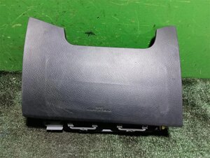 Подушка безопасности коленная для Toyota RAV4 A30 7390042020B0