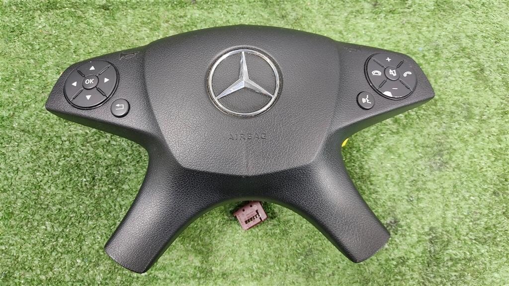 Подушка безопасности в руль для Mercedes Benz C-Class W204 A00086056029116 от компании Авторазбор Моторист-НН - фото 1