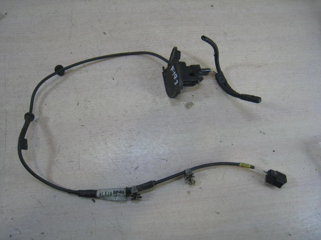 Проводка датчика ABS заднего для Mazda 3 (BK) BP4N67SH0D от компании Авторазбор Моторист-НН - фото 1