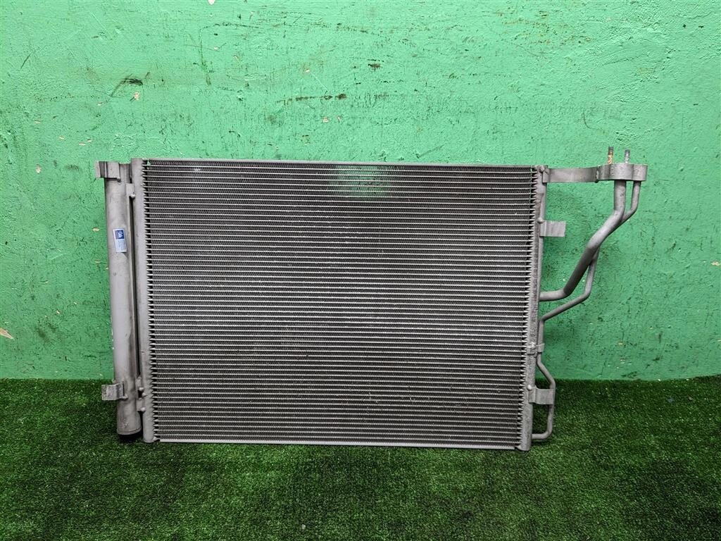 Радиатор кондиционера для Hyundai i40 976063Z000 от компании Авторазбор Моторист-НН - фото 1