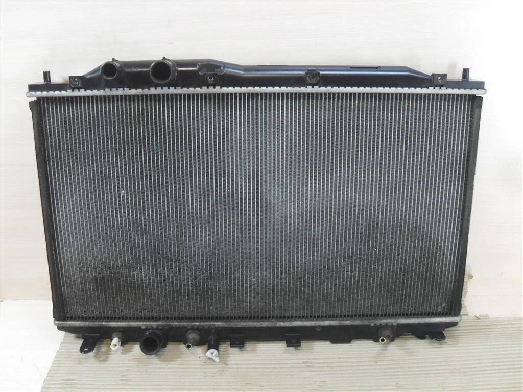 Радиатор охлаждения для Honda Civic 4D (FD) 19010RRH901 от компании Авторазбор Моторист-НН - фото 1
