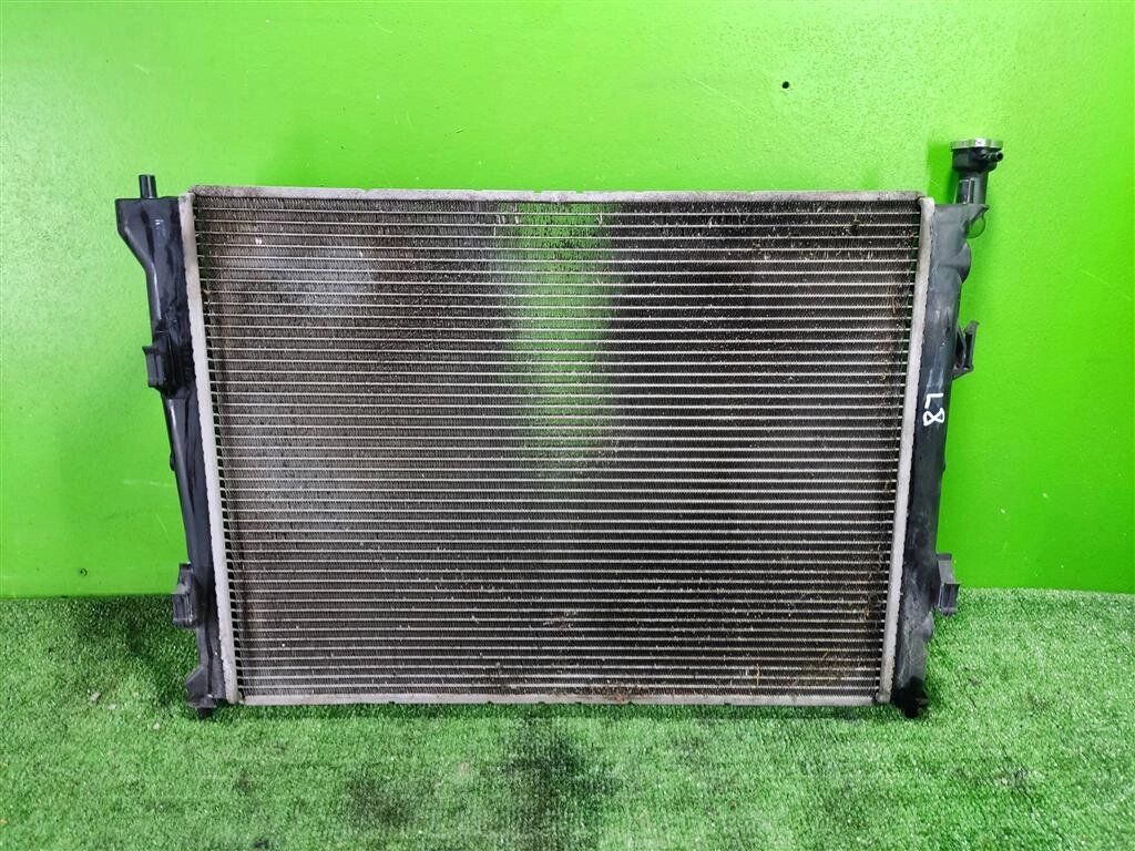Радиатор охлаждения для KIA CEED (ED) 253102R000 от компании Авторазбор Моторист-НН - фото 1
