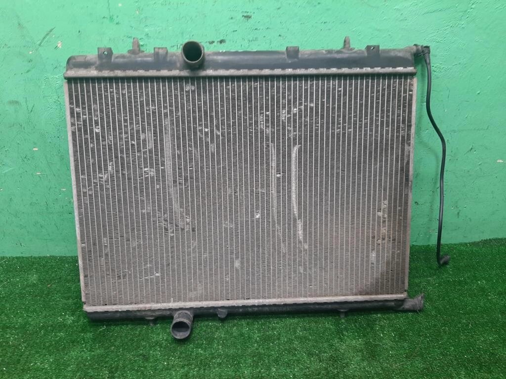 Радиатор охлаждения для Peugeot 407 (6E) 1330V3 от компании Авторазбор Моторист-НН - фото 1