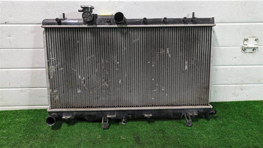 Радиатор охлаждения для Subaru Impreza GD/GG 45119FE030 от компании Авторазбор Моторист-НН - фото 1