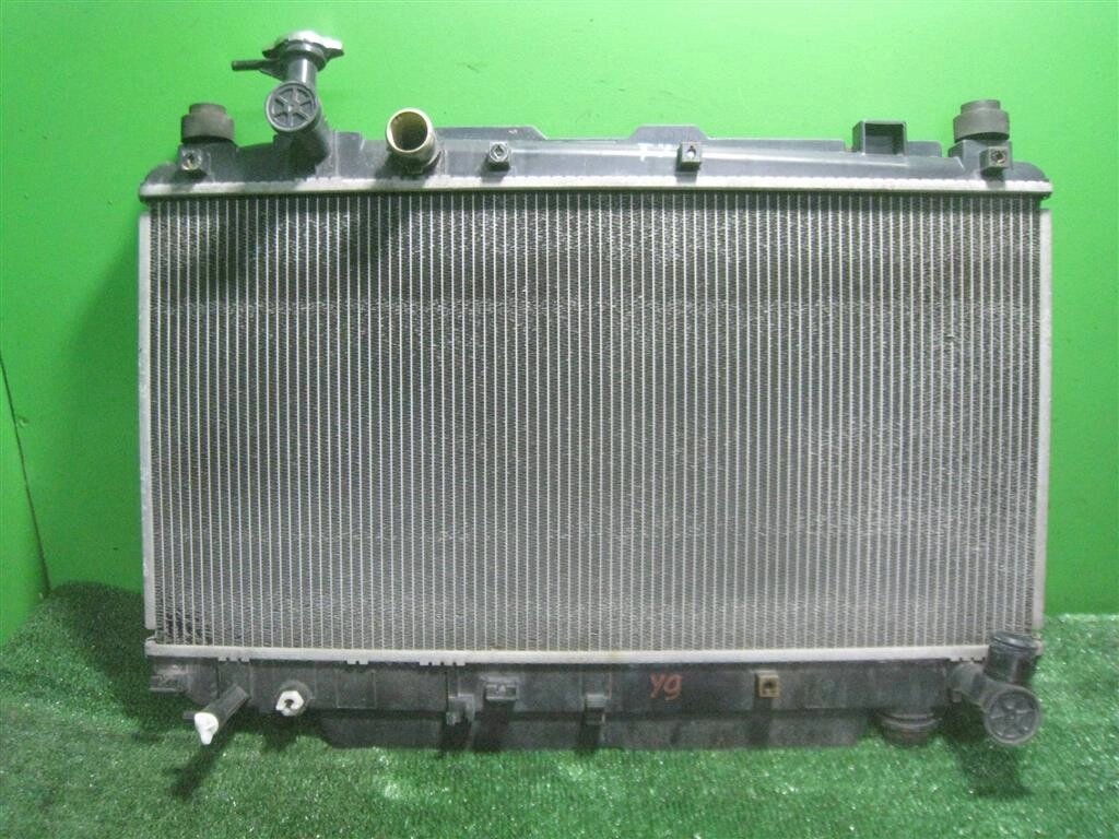 Радиатор охлаждения для Toyota RAV4 A2 1640028450 от компании Авторазбор Моторист-НН - фото 1