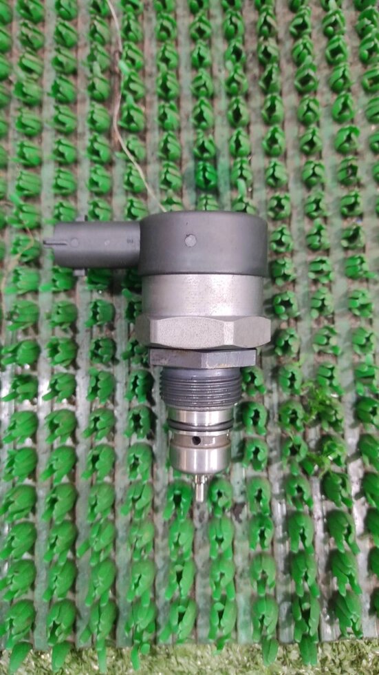 Регулятор давления топлива для Citroen C-Crosser 1570L3 от компании Авторазбор Моторист-НН - фото 1