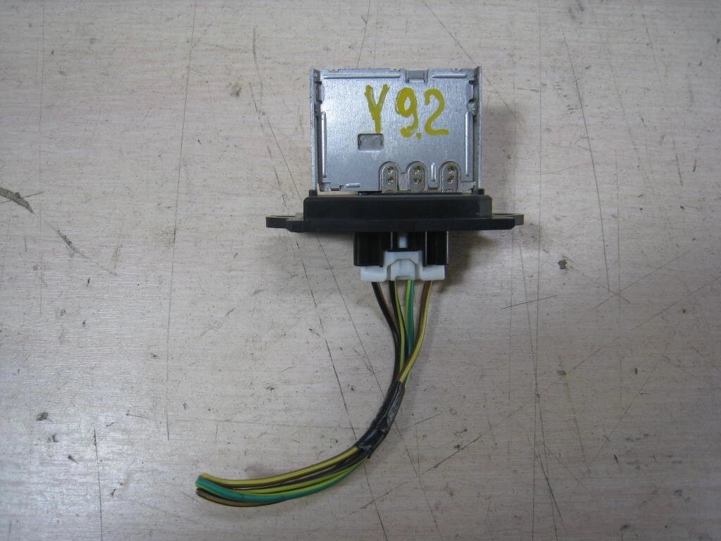 Резистор отопителя для Subaru Forester SH/S12 72226FG000 от компании Авторазбор Моторист-НН - фото 1