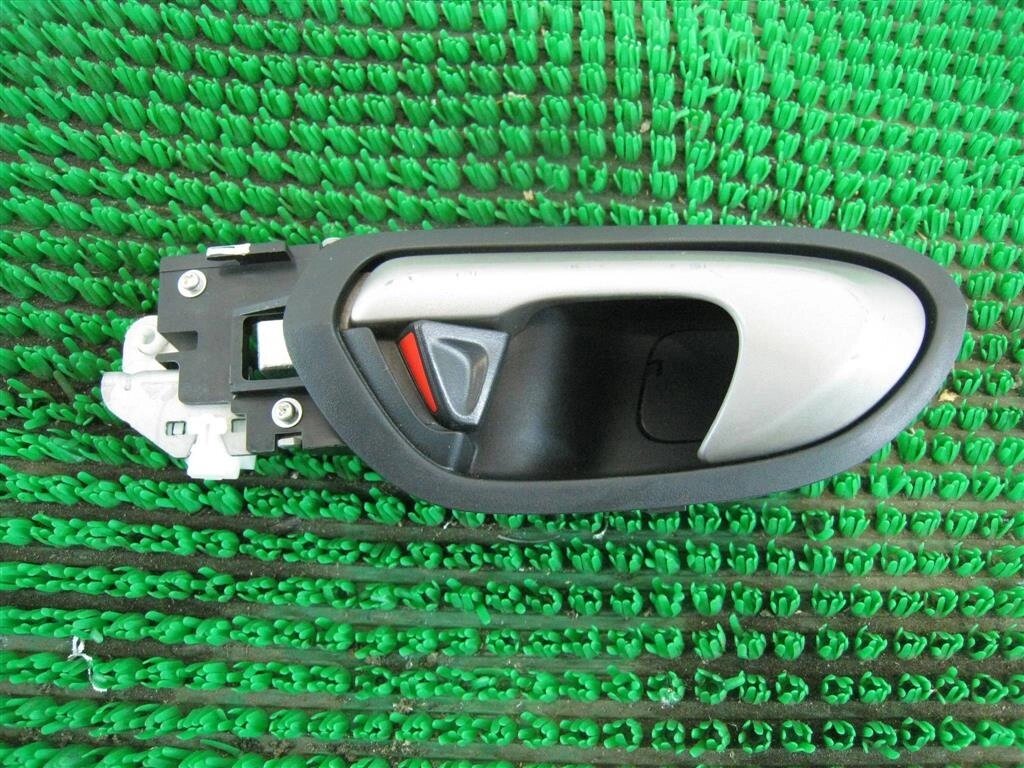 Ручка двери внутренняя левая для Honda Civic 4D (FD) 72660SNAA21ZB от компании Авторазбор Моторист-НН - фото 1