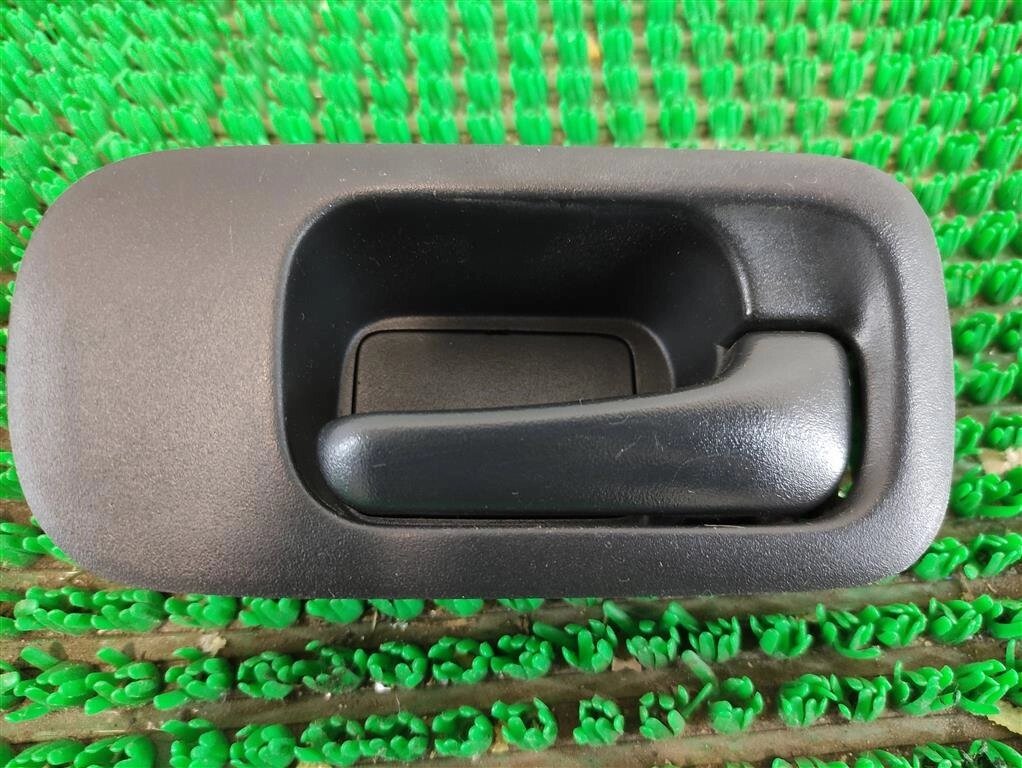 Ручка двери внутренняя правая для Honda CR-V 2 (RD5) 72120S9A003ZA от компании Авторазбор Моторист-НН - фото 1