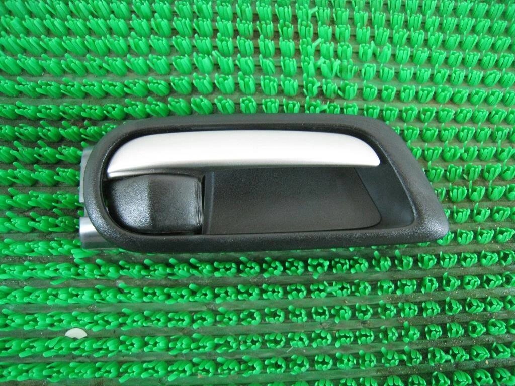 Ручка двери внутренняя правая для Mazda 6 (GH) GSY358330 от компании Авторазбор Моторист-НН - фото 1
