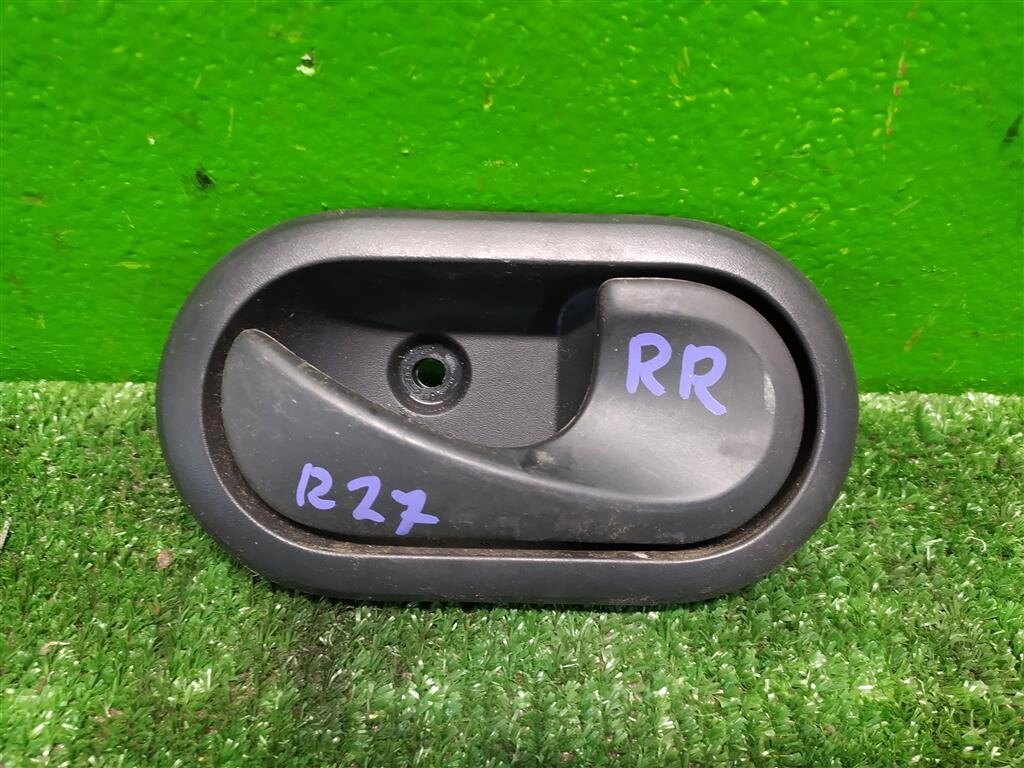 Ручка двери внутренняя правая для Renault Sandero 1 (BS11) 8200733847 от компании Авторазбор Моторист-НН - фото 1
