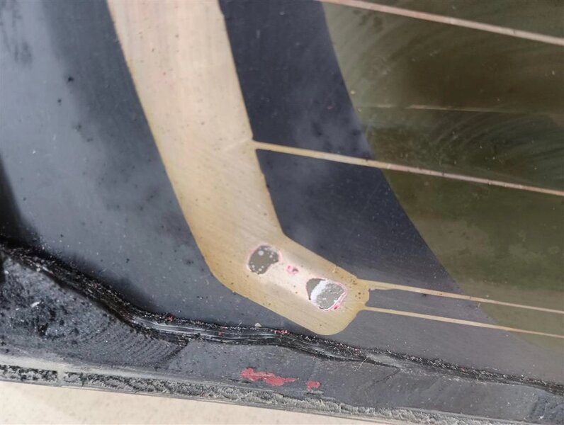 Заднее стекло аурис. Заднее стекло аурис. Заднее стекло аурис. Заднее стекло аурис. Крышка багажника mitsubishi outlander 3.