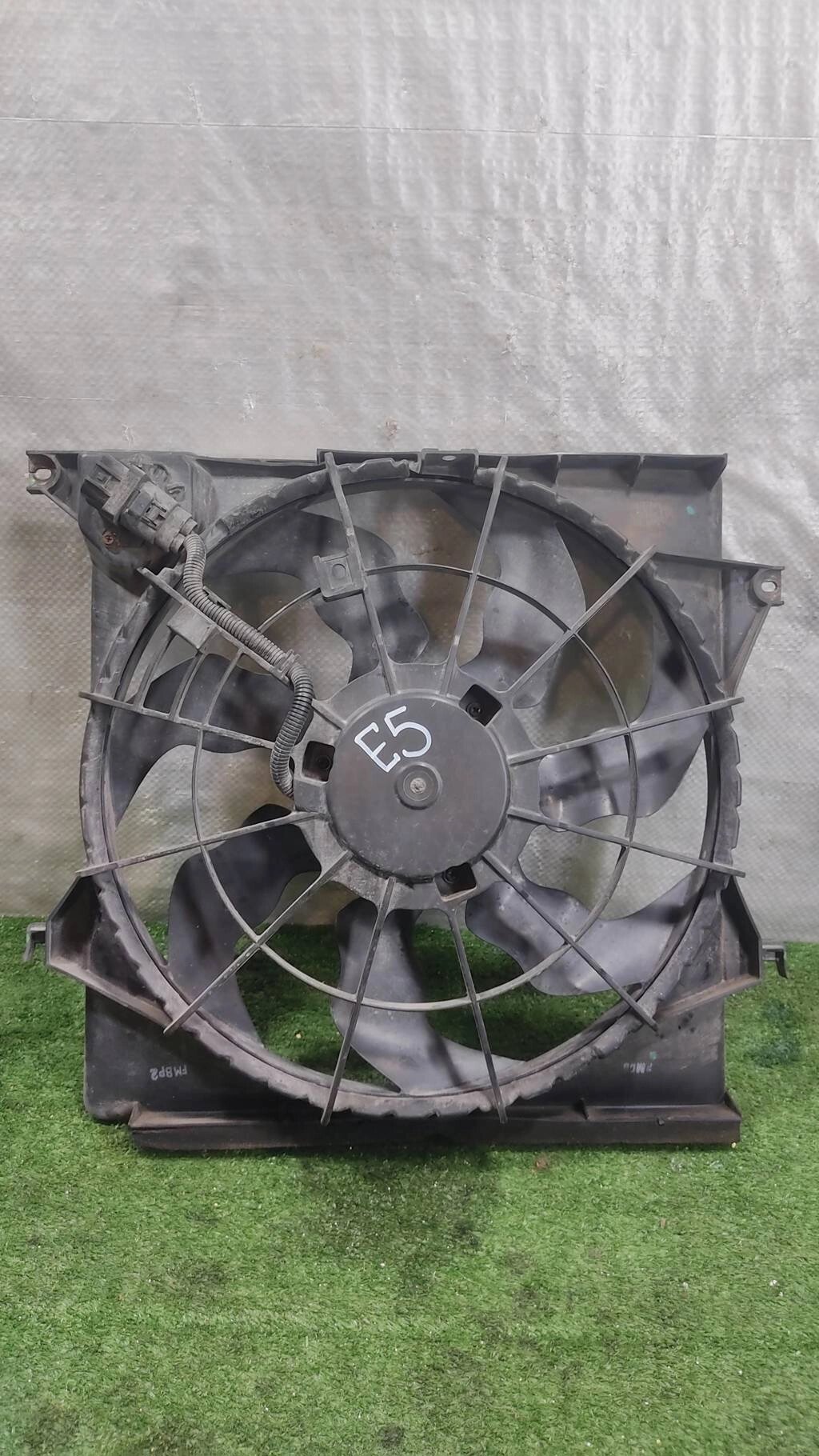 Вентилятор охлаждения ДВС для Hyundai IX35 253802Y000 от компании Авторазбор Моторист-НН - фото 1