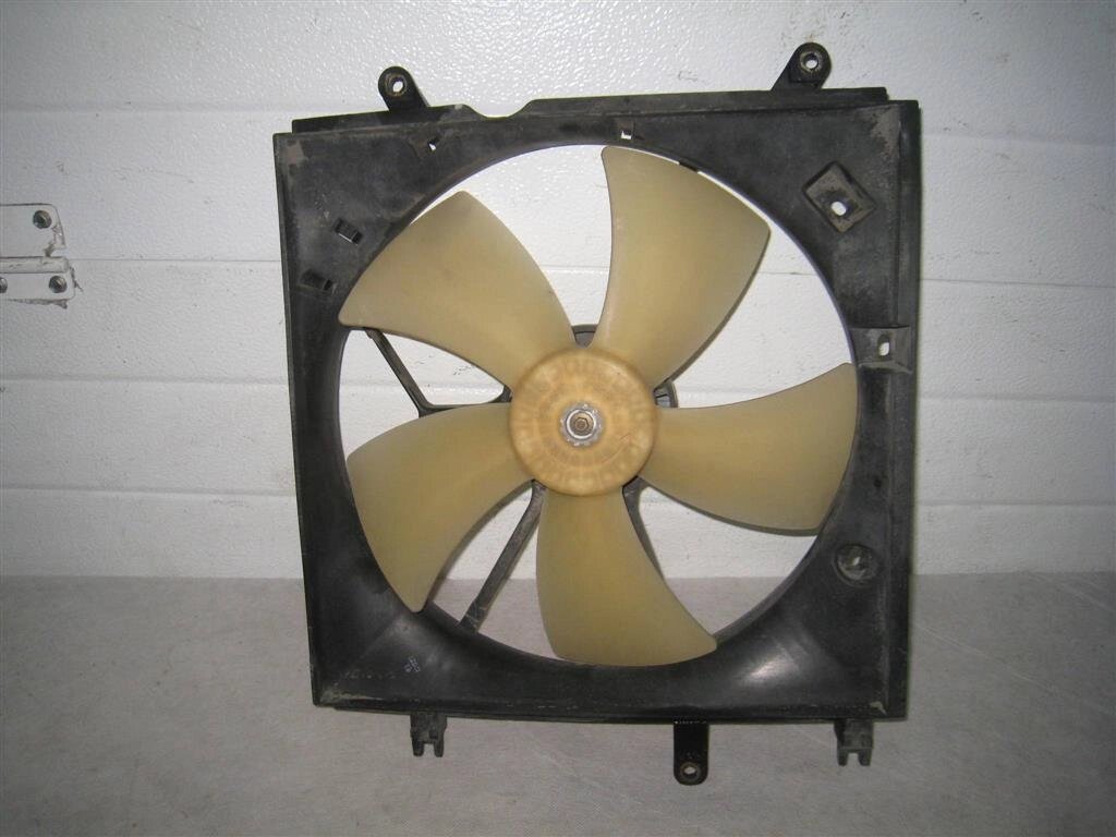 Вентилятор охлаждения ДВС для Toyota RAV4 A2 1636323010 от компании Авторазбор Моторист-НН - фото 1